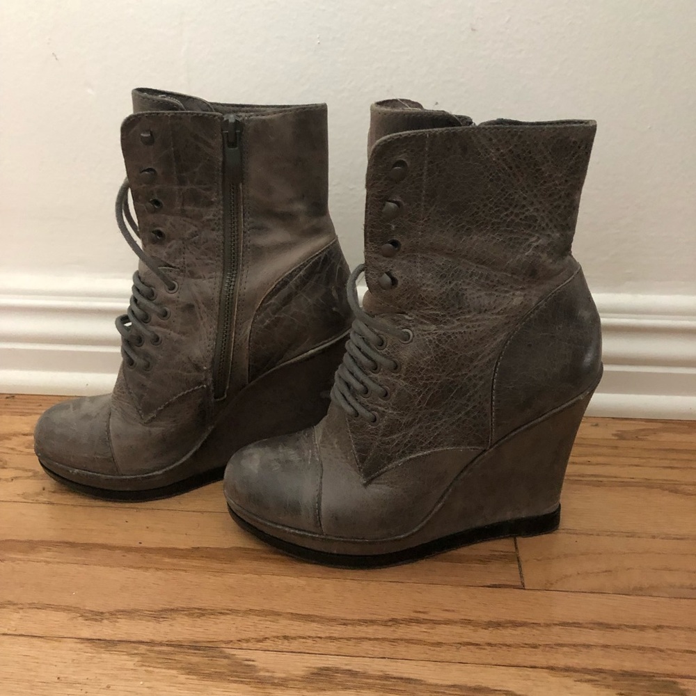 Vince Camino platform boots